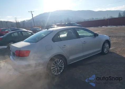 2011 Volkswagen Jetta 2.5L Sel из США, поврежденный, VIN 3VWLZ7AJ4BM370609